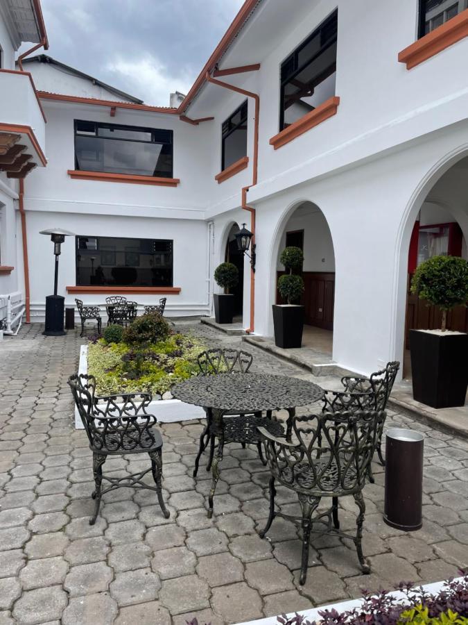 Hotel Ambassador Quito Exterior foto